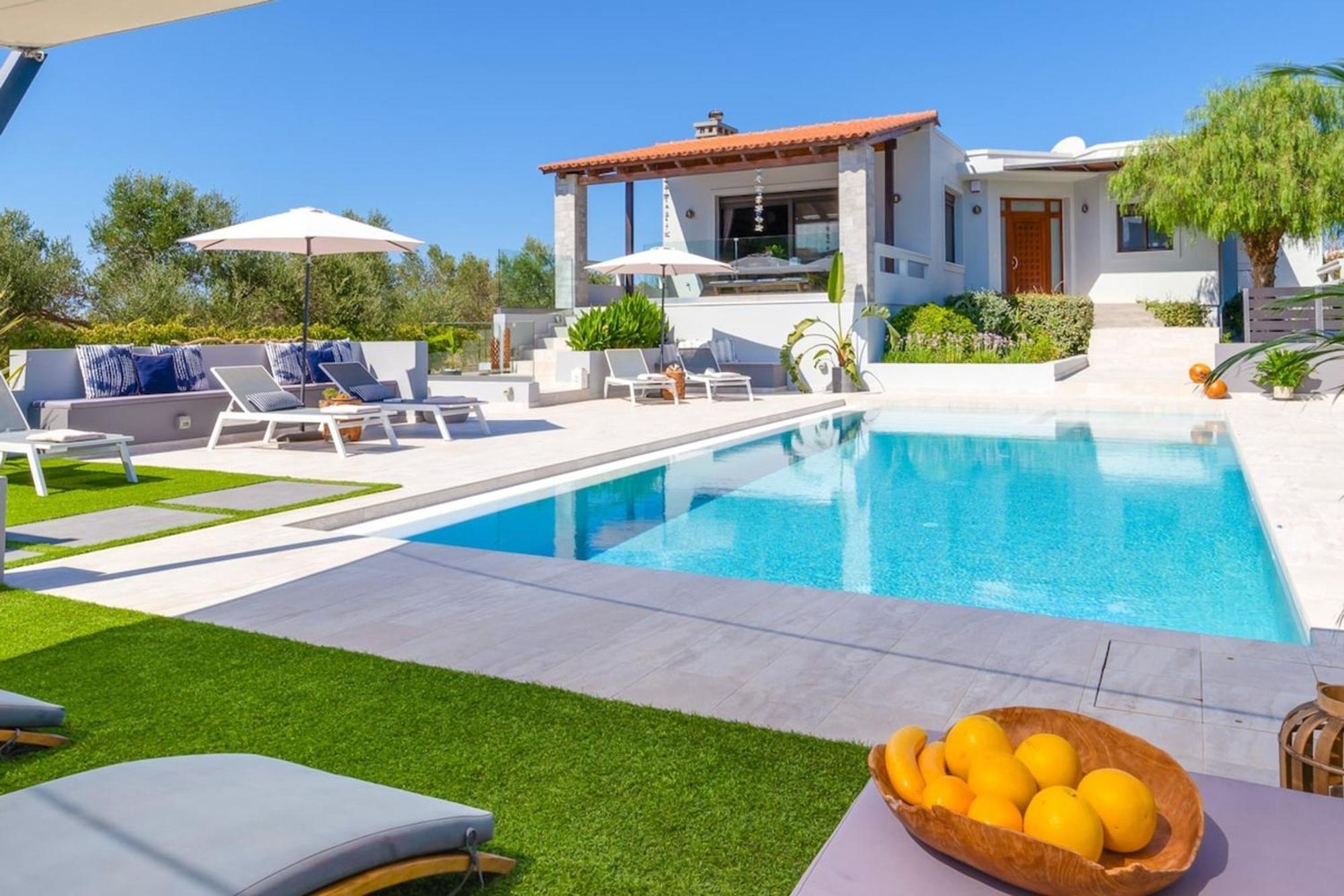 Villa Ampelaki - Premium Villa With Heated Pool Kounoupidhianá Екстериор снимка